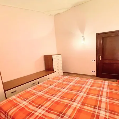 וילה Huge Town House In Storico - Car Unnecessary - Wifi - Sleeps 10