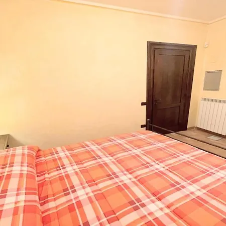 Huge Town House In Storico - Car Unnecessary - Wifi - Sleeps 10