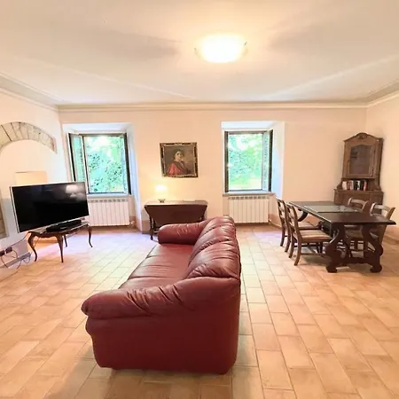 Huge Town House In Storico - Car Unnecessary - Wifi - Sleeps 10